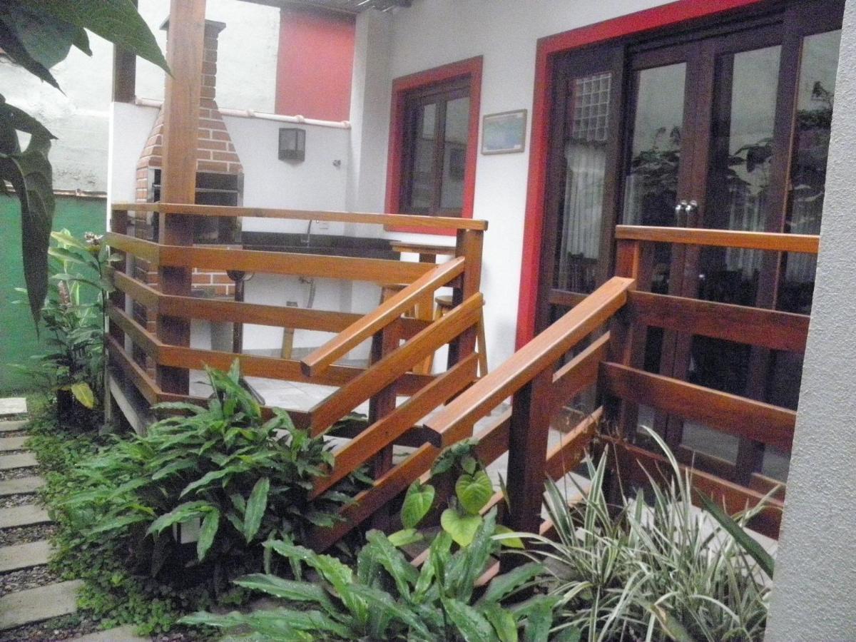 Condominio Na Praia Do Lazaro อูบาตูบา ภายนอก รูปภาพ